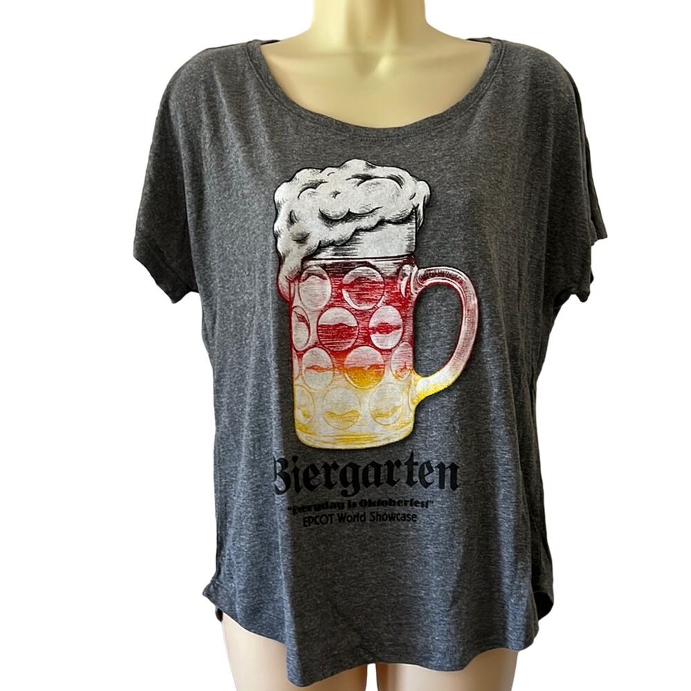 Disney Parks Epcot Germany Biergarten Tee Shirt Knit Top Size Medium Pullover